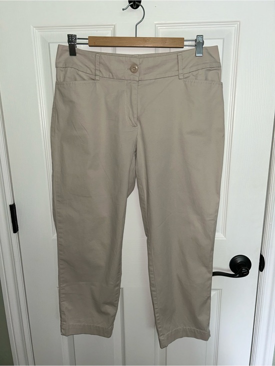 LOFT Pants - LOFT Beige Curvy Crop Pants